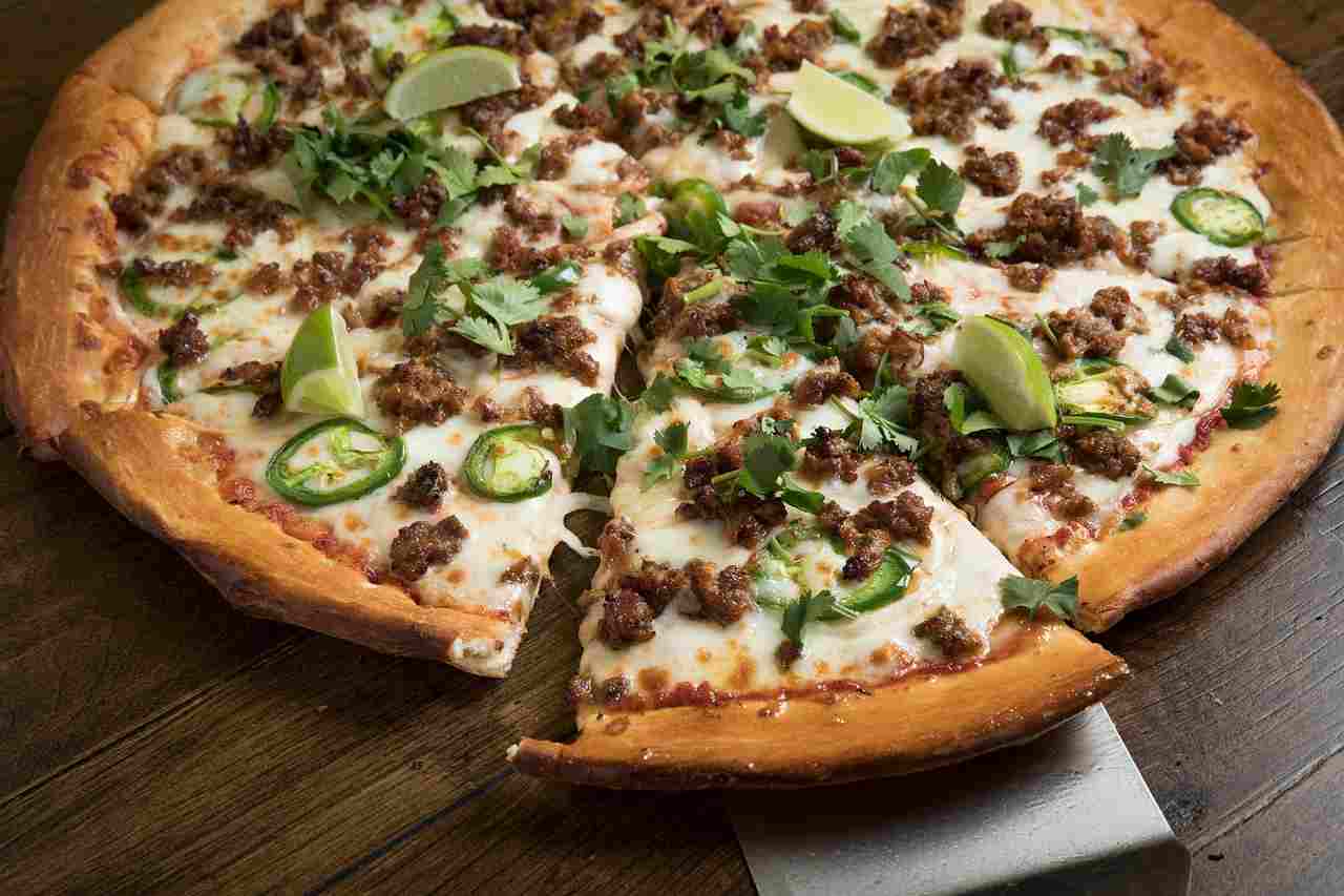 Pizza fatta in casa